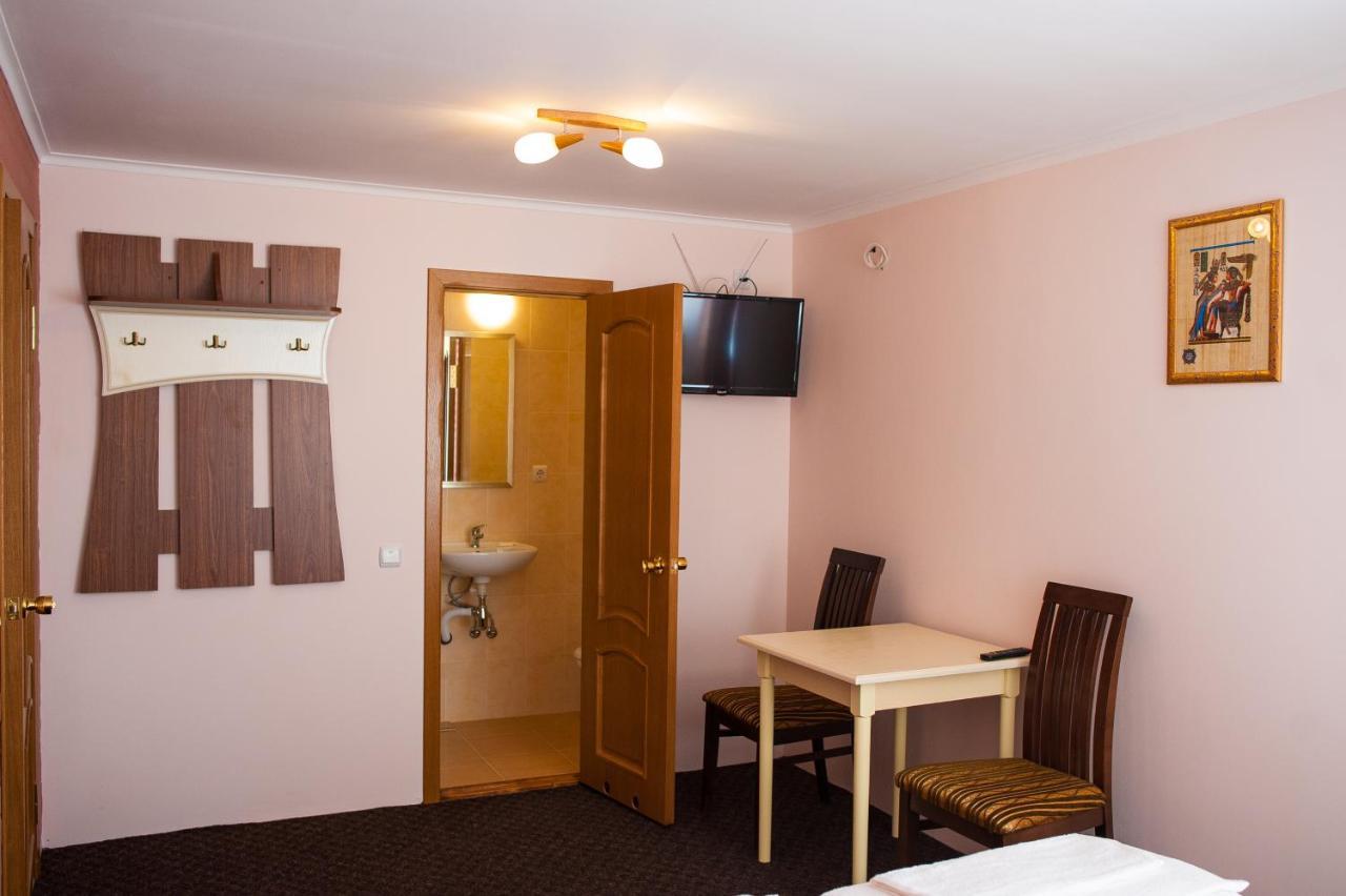Hotel Zelenyi Klyn Ivano Frankivsk Bagian luar foto